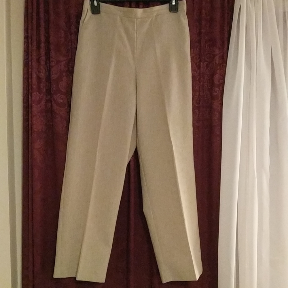 4 for $10 // Alfred Dunner pants